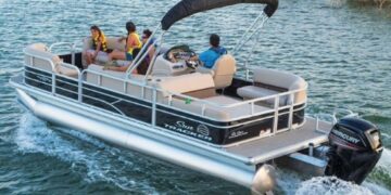 How Wide Is A Pontoon Boat?