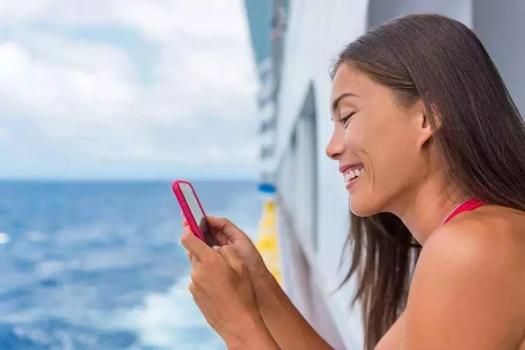 Is It Possible To Text On A Cruise?